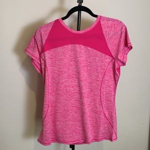 Pink athletic shirt HeiQ Fresh Tech shirt